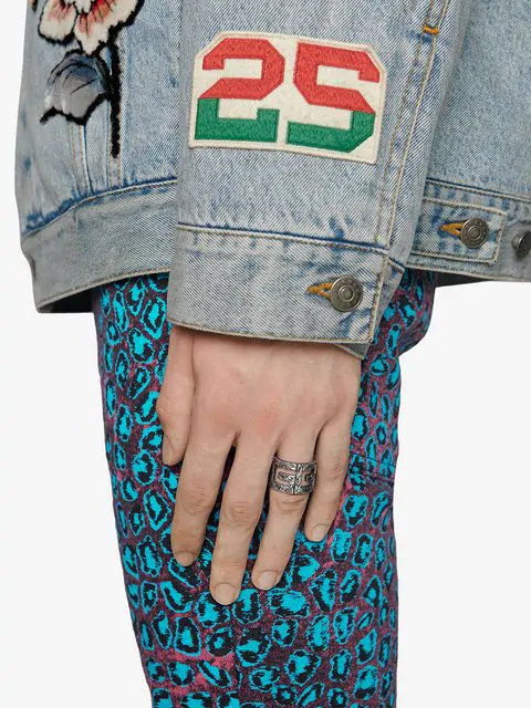 gucci silver ring with square g