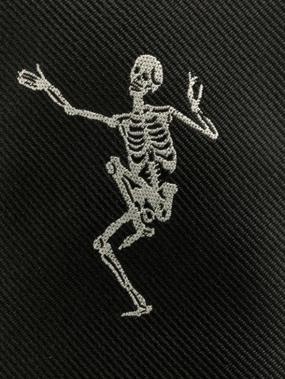 Shop Alexander Mcqueen Krawatte Mit Tanzendem Skelett In Black