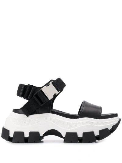 PRADA CRISS CROSS PEGASUS SANDALS - 黑色