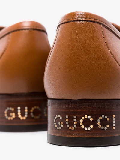 Shop Gucci Loafer Mit Stegverzierung In Braun