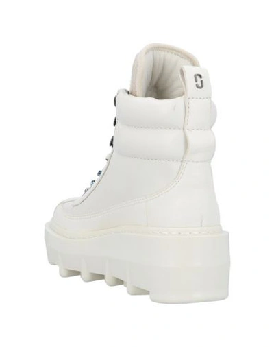Shop Marc Jacobs Ankle Boot In Ivory