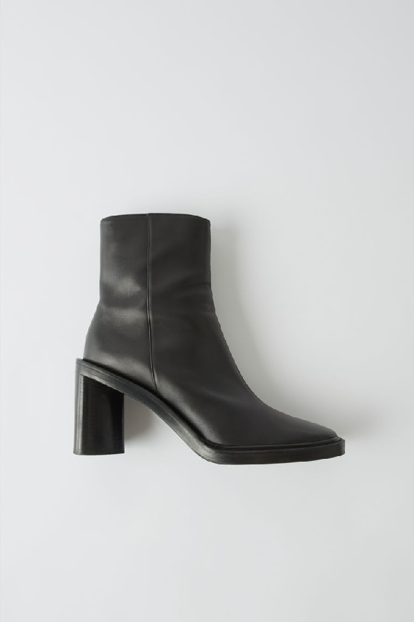 acne boots black