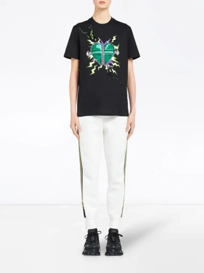 Shop Prada T-shirt Mit Herz-print In Black ,green