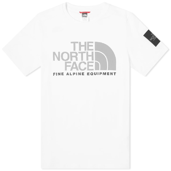 the north face white tee