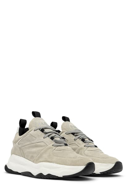 p448 chunky sneaker