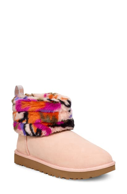 pink classic mini fluff quilted boot