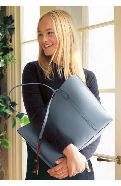 perry leather tote