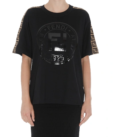 Shop Fendi Stamp Logo T-shirt In Black