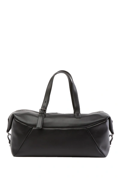 Shop Theory Clipper Bag Leather Duffle In Blk