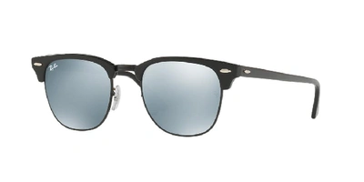 Shop Ray Ban Unisex  Rb3016 Clubmaster Classic In Silver