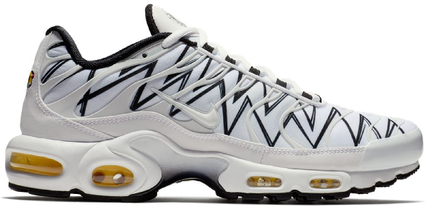 nike air max plus shark black