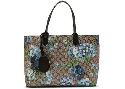 Pre-owned Gucci  Reversible Tote Gg Blooms Medium Beige/blue