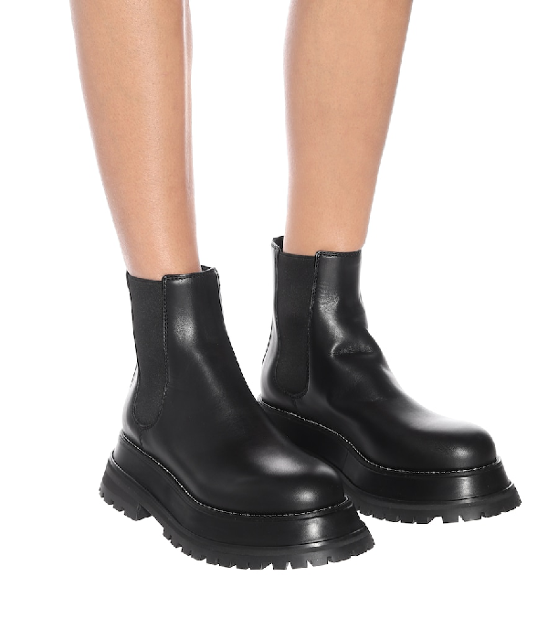 burberry braemar boots