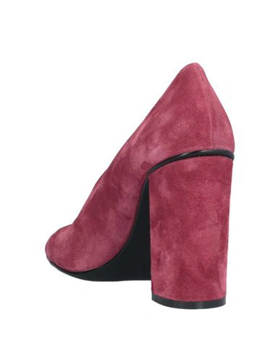 Shop Fiorifrancesi Pump In Garnet