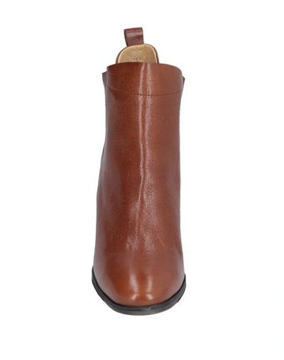 Shop Fiorifrancesi Ankle Boot In Tan