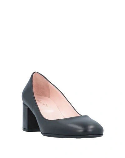 Shop Anna F Pump In Black