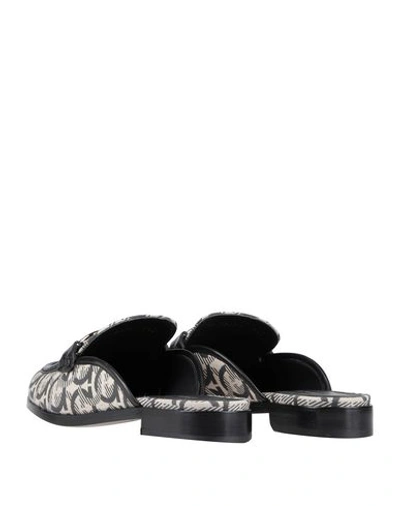 Ferragamo Women's Viggio Apron-toe Mules In White
