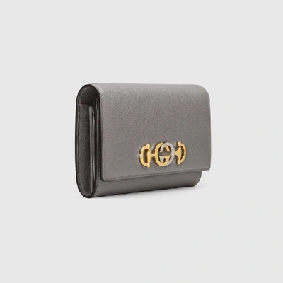 Shop Gucci Zumi Grainy Leather Continental Wallet In Grey