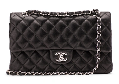 Pre-owned Chanel Classic Double Flap Quilted Lambskin Silver-tone