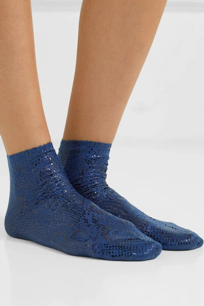 Shop Maria La Rosa Metallic Coated Printed Silk-blend Socks In Blue