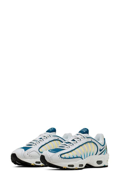 nike tailwind white blue