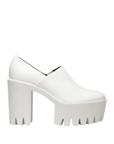 Shop Stella Mccartney Pumps In White