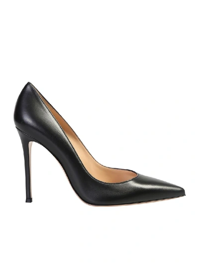 Shop Gianvito Rossi Classic Pumps In Black