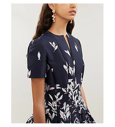 Shop Oscar De La Renta Leaf-embroidered Short-sleeved Silk-blend In Navy