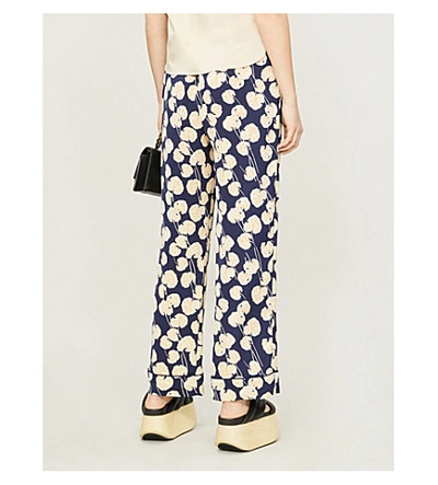 Shop Diane Von Furstenberg Braelyn Leaf-print Crepe Trousers In Kimono Leaf New Navy