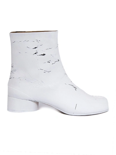 Shop Maison Margiela Tabi Paint Leather Boots In Bianco