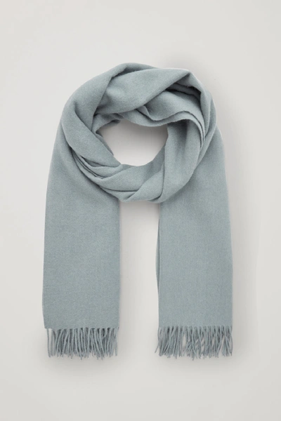 Shop Cos Wool-cashmere Scarf In Grey