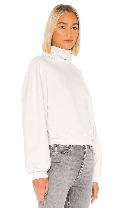 Shop Agolde Balloon Sleeve Turtleneck Sweatshirt In Plaster