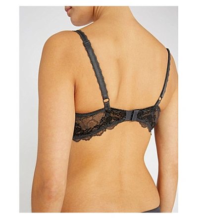 Lace Perfection Scalloped Stretch-lace Underwired Bra In Charcoal