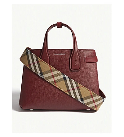 Shop Burberry Baby Banner Leather Tote In Crimson