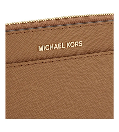 Shop Michael Michael Kors Jet Set Leather Continental Wallet In Acorn