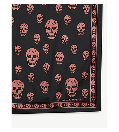 Shop Alexander Mcqueen Classic Skull Scarf In Black/pink