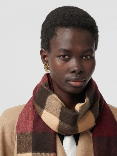 Shop Burberry Check Cashmere Scarf In Burgundy