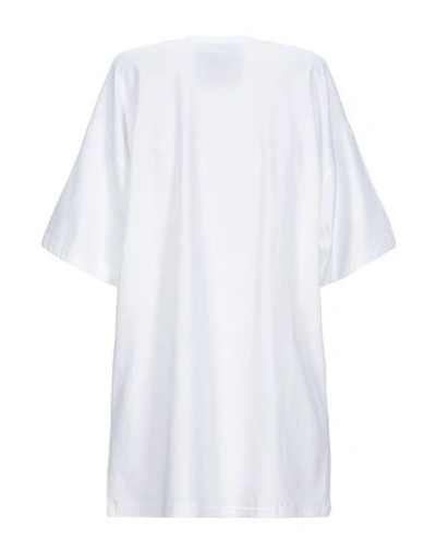 Shop Moschino Woman T-shirt White Size M Cotton