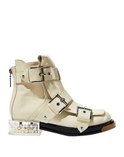 Shop Alexander Mcqueen Ankle Boot In Beige