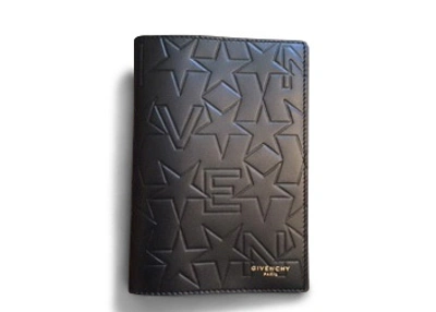 Pre-owned Givenchy Passport Holder Star Embossed Black
