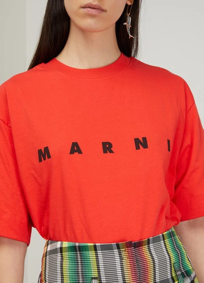 Shop Marni Logo T-shirt In Fiery Red