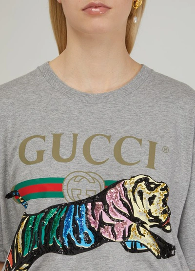 Shop Gucci Tiger Patch T-shirt In Grey