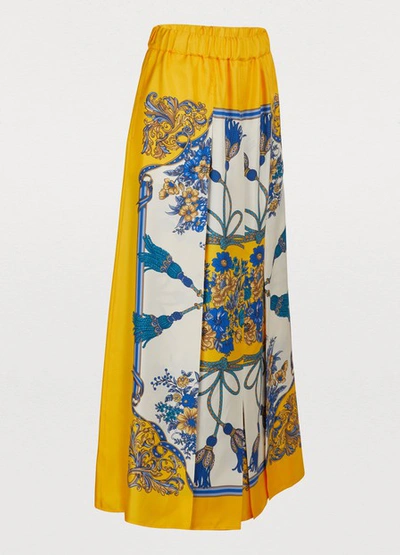 Shop Gucci Silk Printed Pants In Yellow