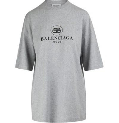 Shop Balenciaga New Bb Oversize T-shirt In 1300