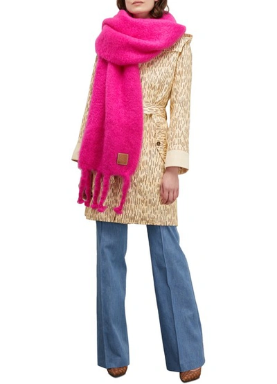 Shop Loewe Plain Scarf In Pink