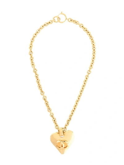 Pre-owned Chanel 1993 Cc Heart Necklace In Gold