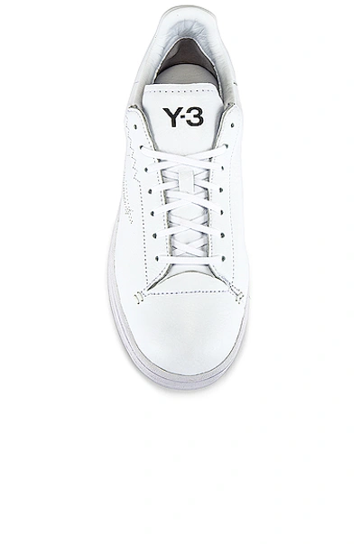 Shop Y-3 Yohji Court In White & White & Black Y3