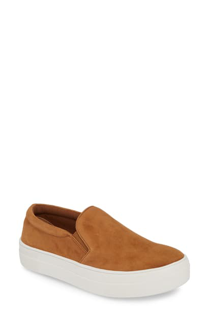 gills chestnut suede