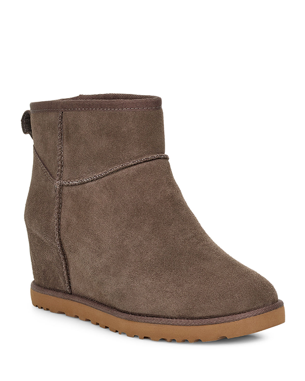 white minnetonka sandals