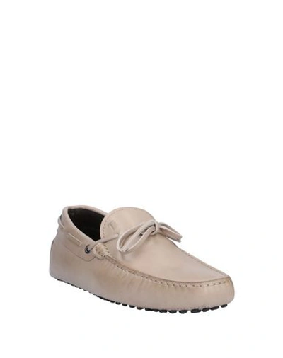 Tod's Gommino Driving Leather Slippers In Beige